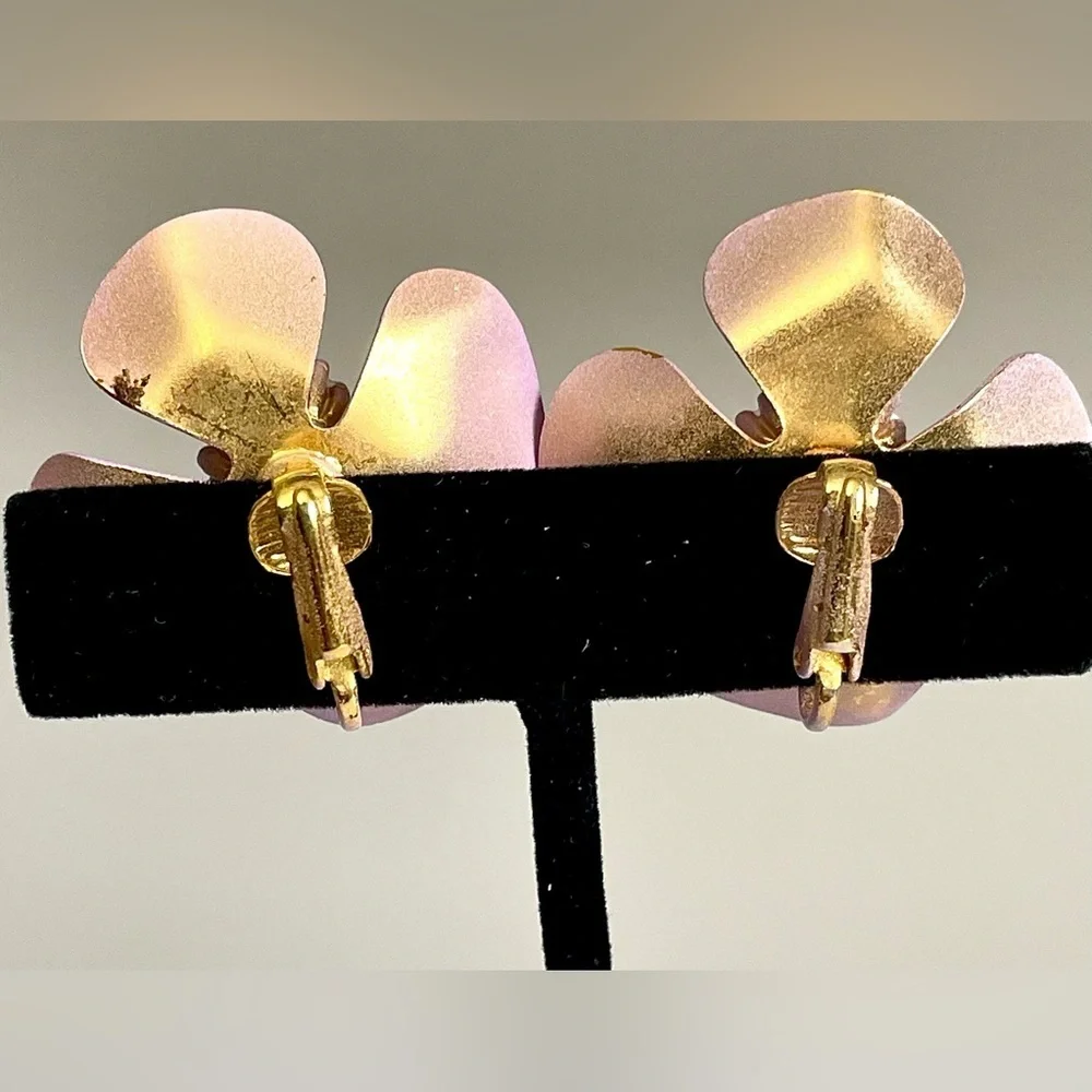 Vintage Enamel Flower Clip Earrings Purple Pink Gold Tone Statement Floral EUC